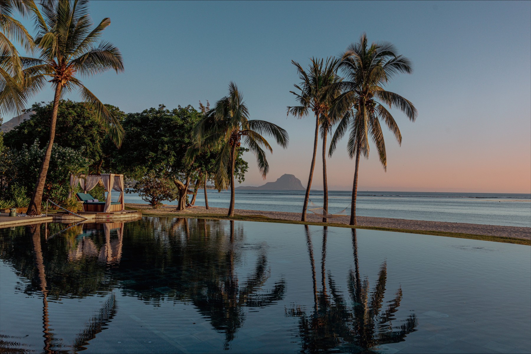 Maradiva Villas Resort & Spa